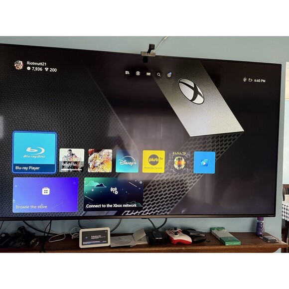 Microsoft Xbox One X 1TB Console Gaming System Cyberpunk W/pink Controller - Picture 3 of 10